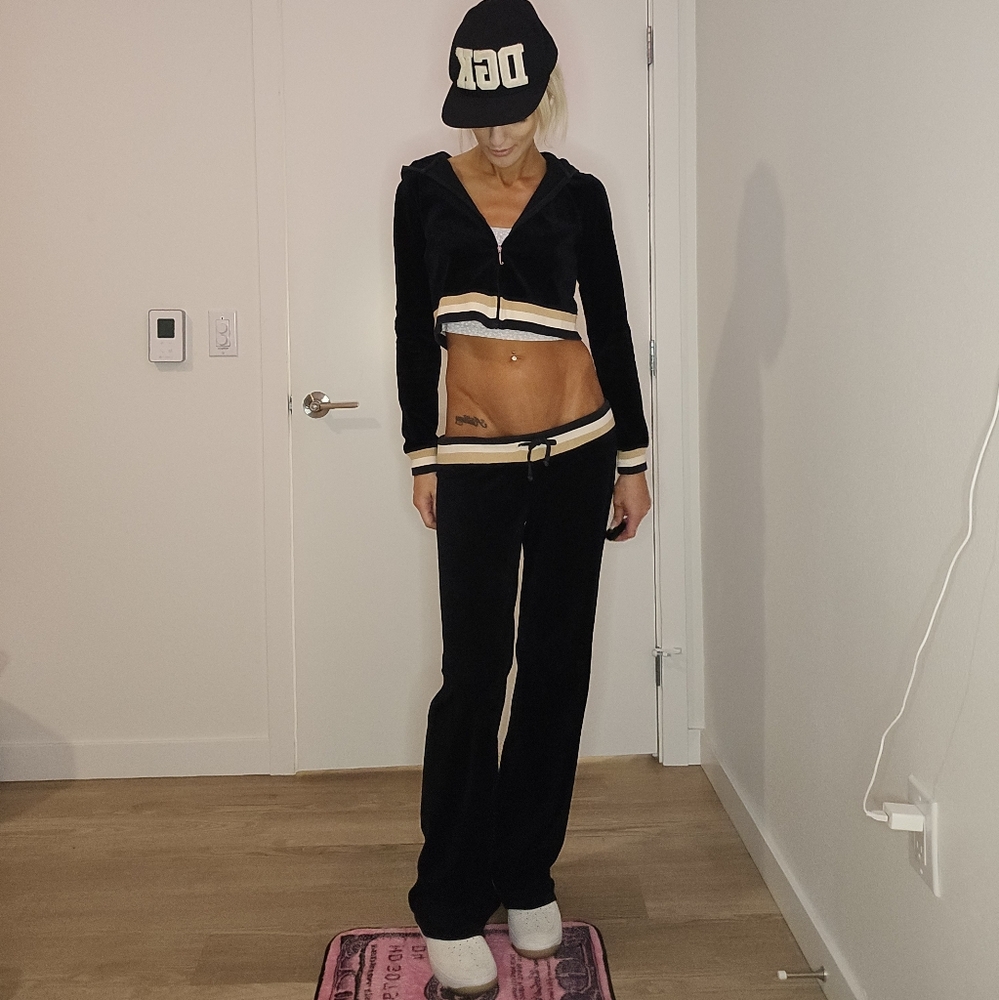 Luxe JUICY COUTURE Black VELOUR  Tracksuit ,size M/L